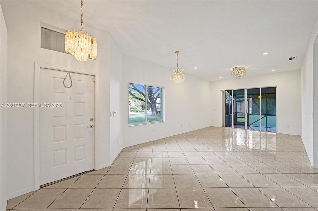 En Venta: $399,900 (3 camas, 2 baños, 1743 Pies cuadrados)