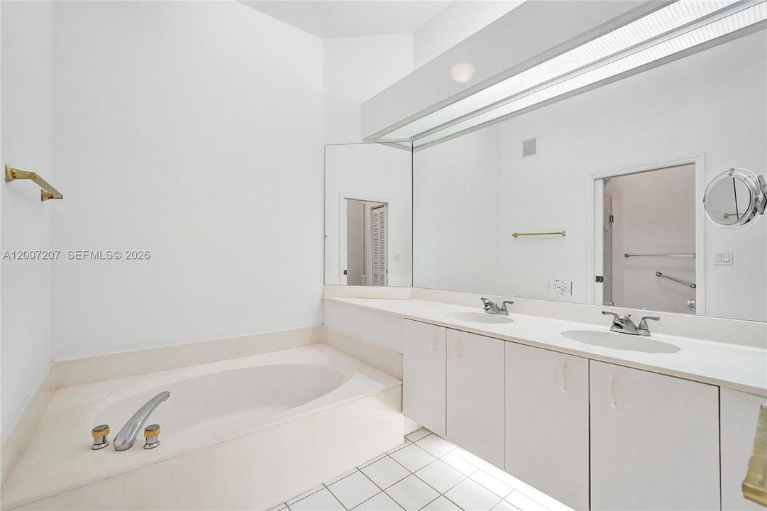 En Venta: $399,900 (3 camas, 2 baños, 1743 Pies cuadrados)