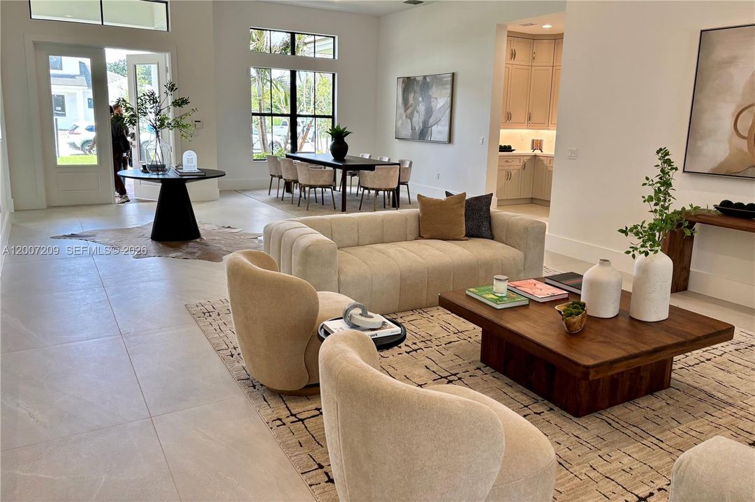For Sale: $3,450,000 (5 beds, 6 baths, 5301 Square Feet)