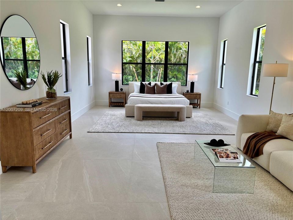 For Sale: $3,450,000 (5 beds, 6 baths, 5301 Square Feet)