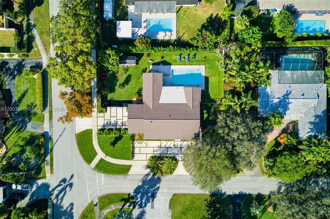 На продажу: $1,650,000 (4 спален, 4 ванн, 2210 Квадратных фут)