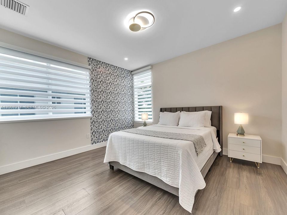 For Sale: $1,865,000 (4 beds, 4 baths, 3387 Square Feet)