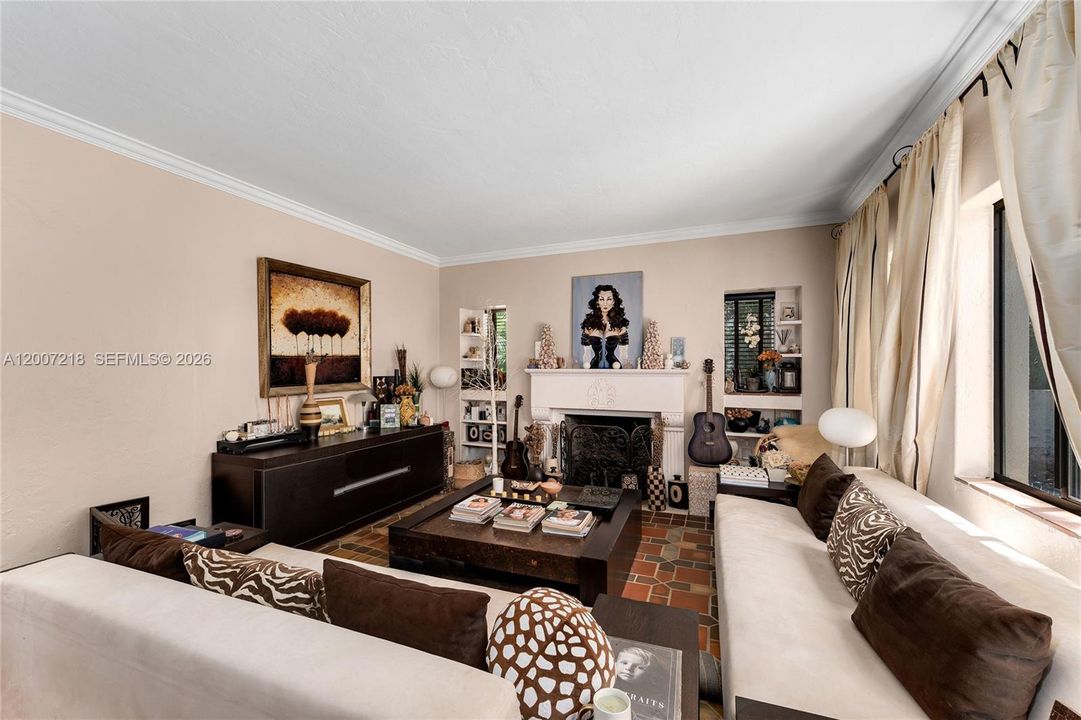 For Sale: $2,900,000 (4 beds, 3 baths, 2359 Square Feet)