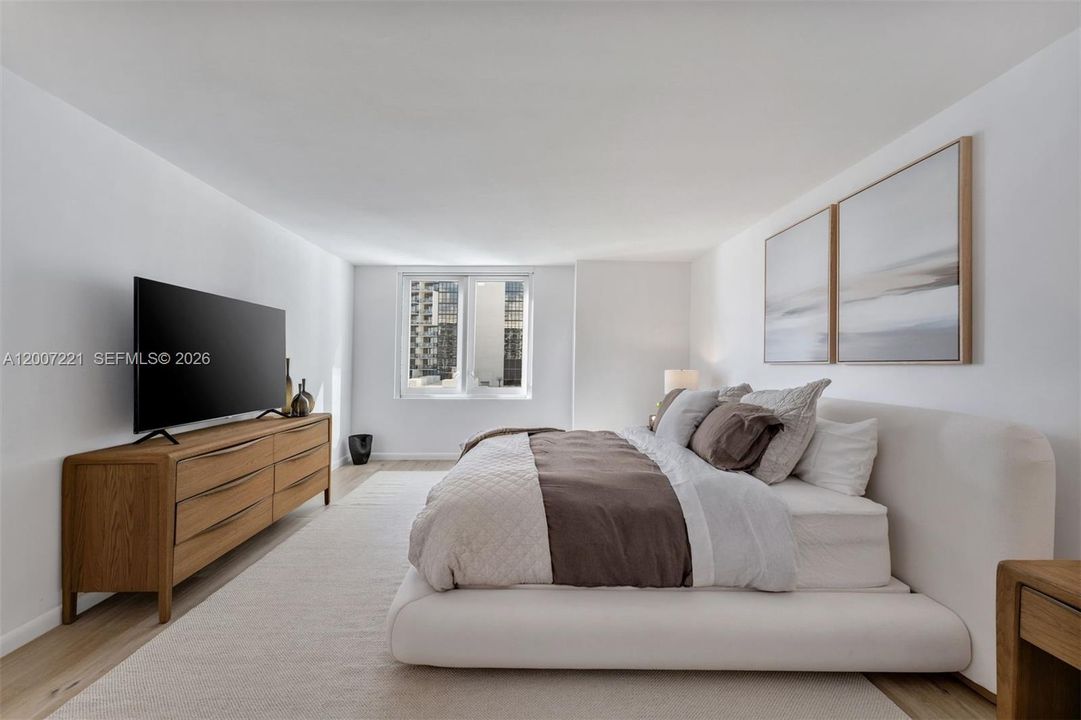 Recently Rented: $9,000 (1 beds, 1 baths, 880 Square Feet)