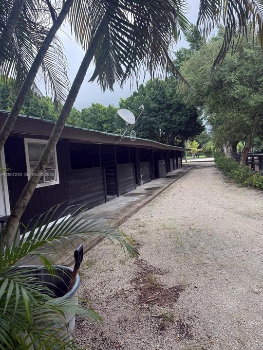 For Sale: $4,500,000 (8 beds, 4 baths, 0 Square Feet)