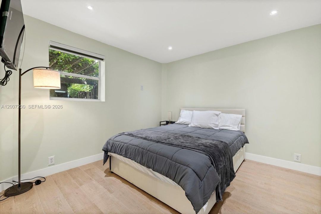 For Sale: $4,500,000 (8 beds, 4 baths, 0 Square Feet)