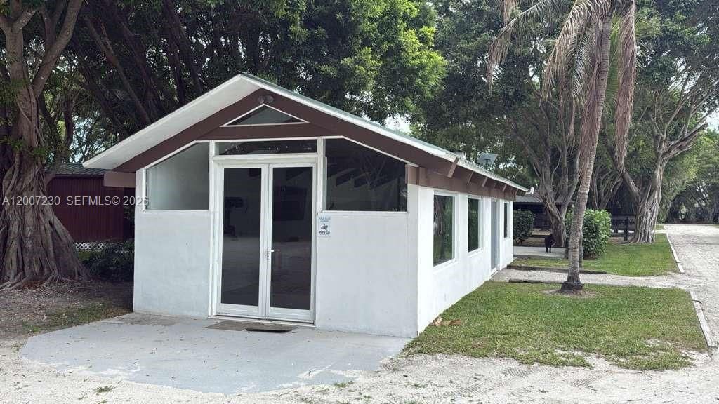 For Sale: $4,500,000 (8 beds, 4 baths, 0 Square Feet)