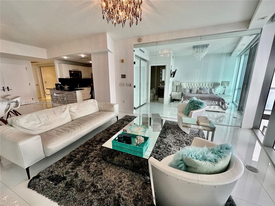 Active With Contract: $12,500 (2 beds, 3 baths, 1487 Square Feet)