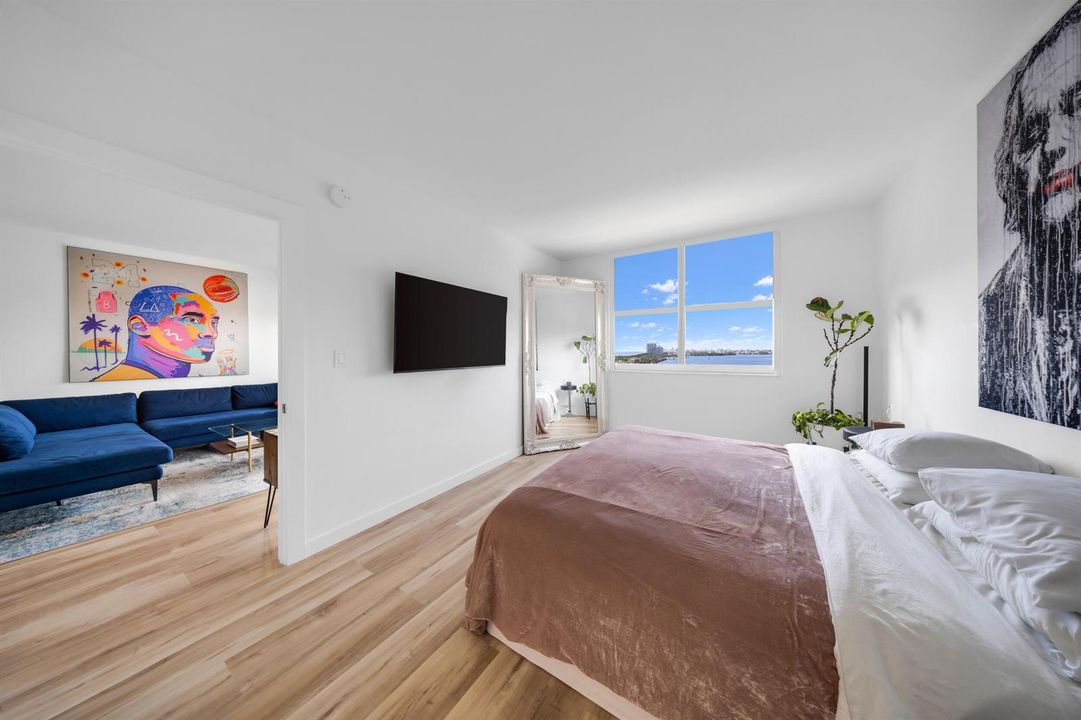 300 Bayview Dr-Sunny Isles Beach-Alina u