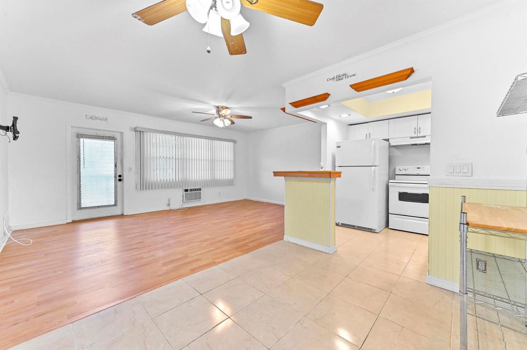 09 Dining room 02