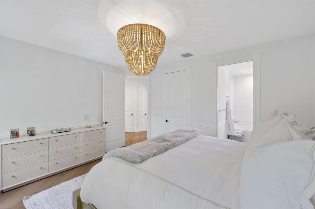 1019 Grand Court - 78.jpg-FULL