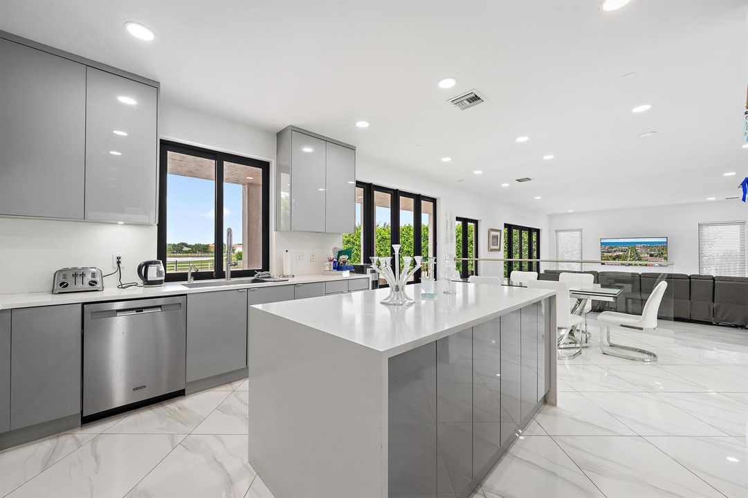 Chef’s Designer Kitchen