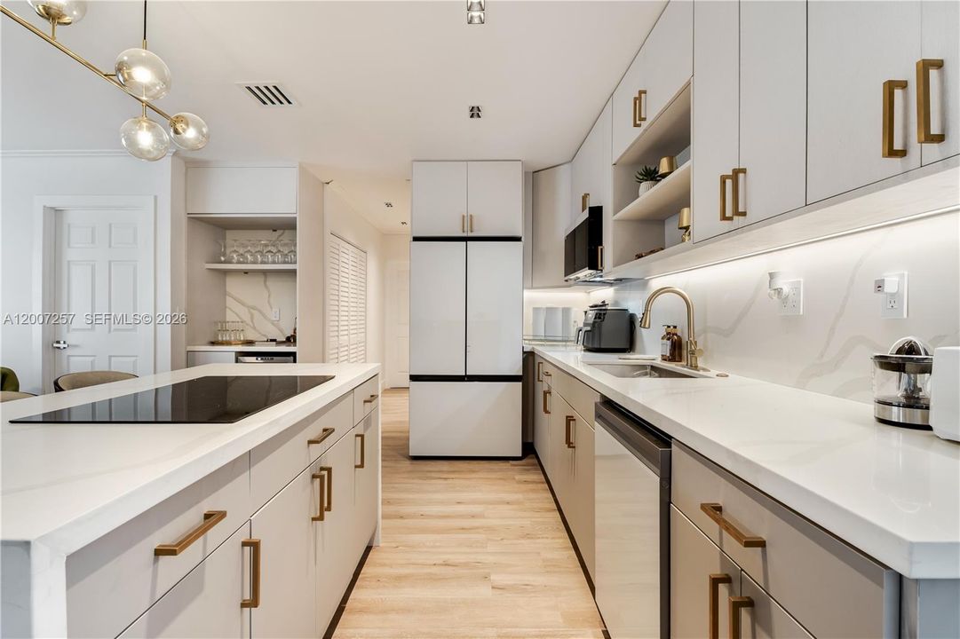 En Renta: $8,500 (4 camas, 3 baños, 1804 Pies cuadrados)