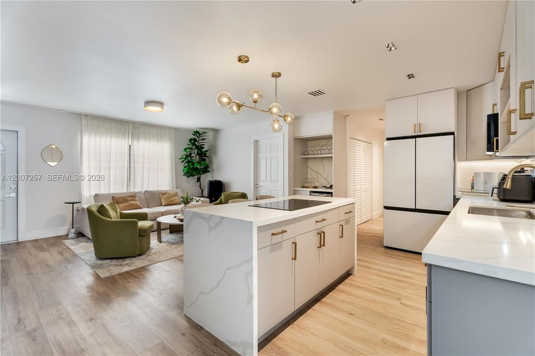 En Renta: $8,500 (4 camas, 3 baños, 1804 Pies cuadrados)