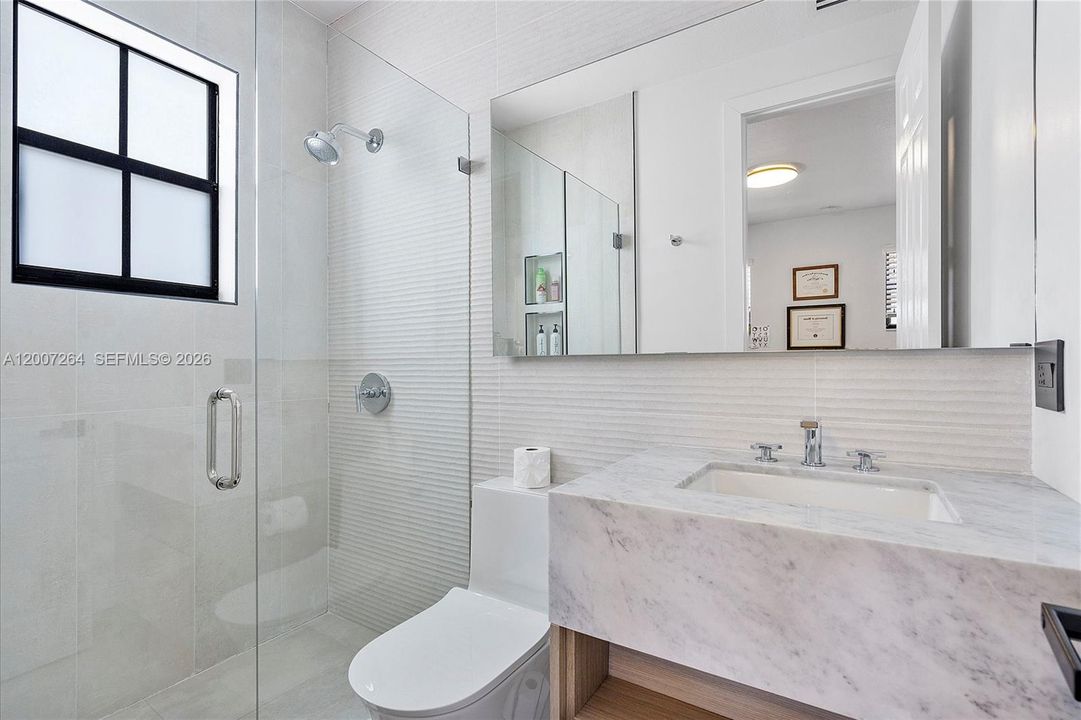 For Rent: $7,999 (4 beds, 4 baths, 3128 Square Feet)