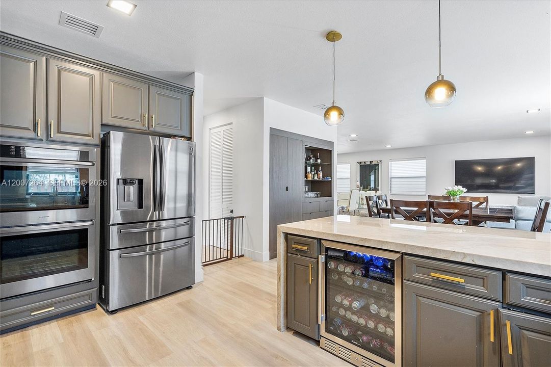 For Rent: $7,999 (4 beds, 4 baths, 3128 Square Feet)