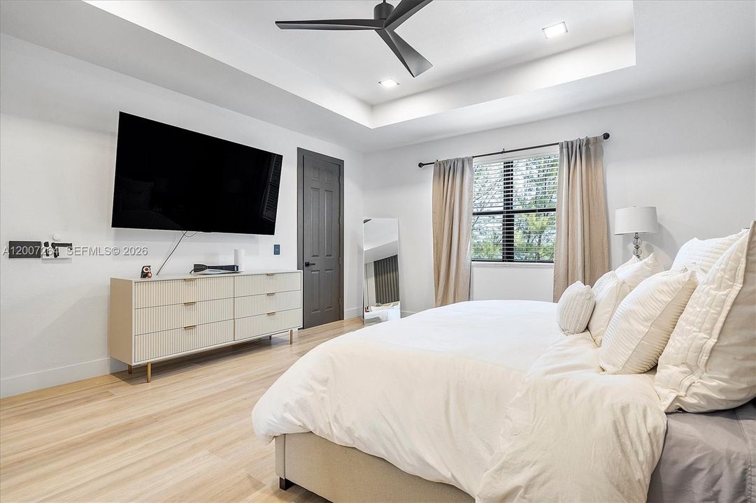 For Rent: $7,999 (4 beds, 4 baths, 3128 Square Feet)