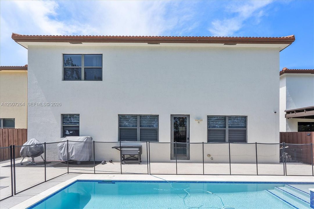 For Rent: $7,999 (4 beds, 4 baths, 3128 Square Feet)