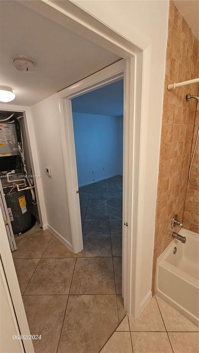For Rent: $1,750 (1 beds, 1 baths, 768 Square Feet)