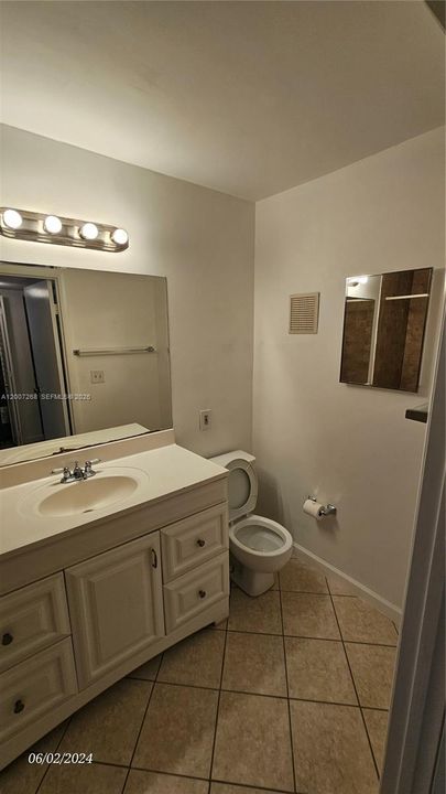 For Rent: $1,750 (1 beds, 1 baths, 768 Square Feet)
