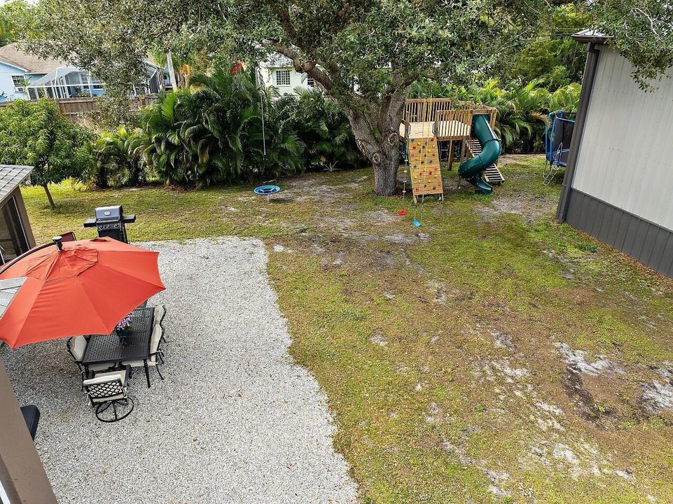 8015-97th-Ct-HigMedia-039-1280