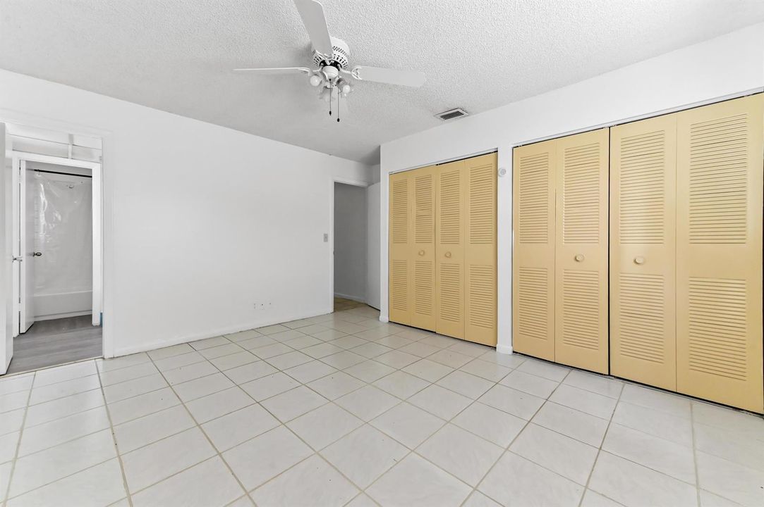 20 bedroom 02