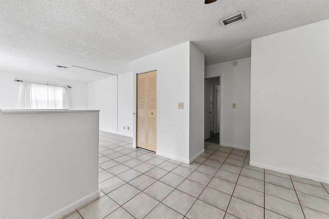 12 dining room 03