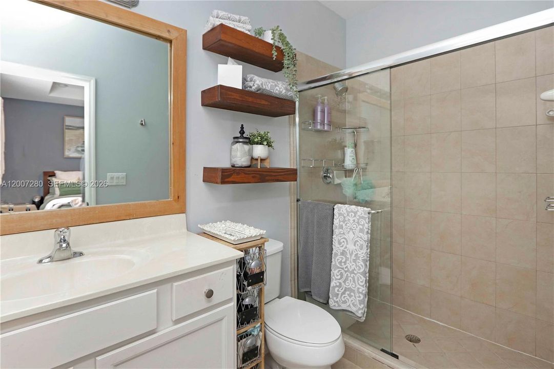 На продажу: $365,000 (3 спален, 2 ванн, 1432 Квадратных фут)
