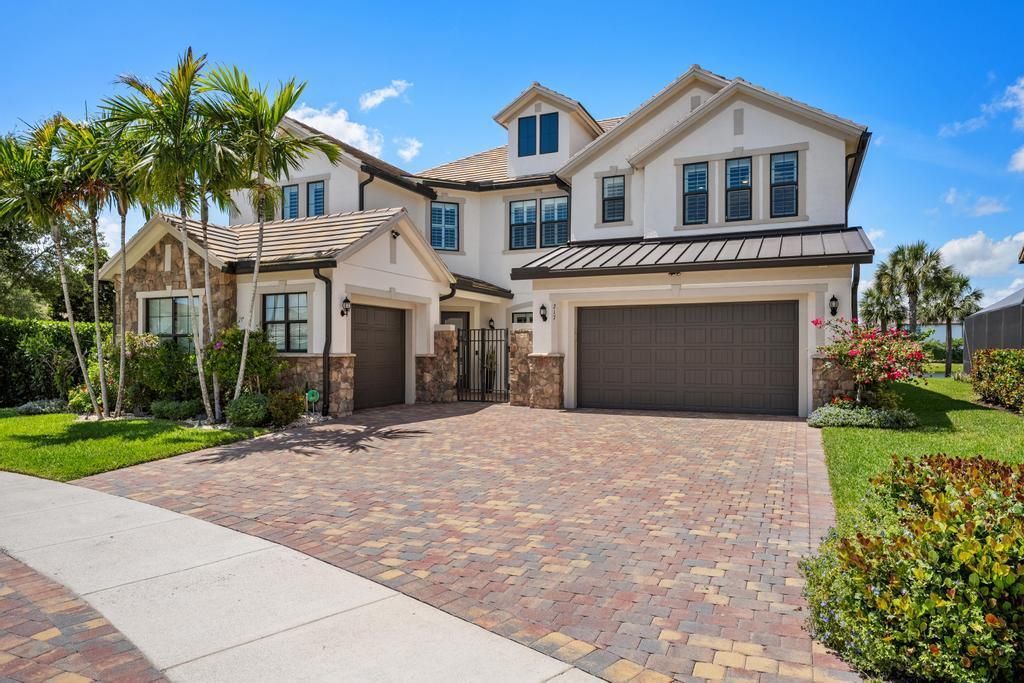 217 Sonoma Isle Circle