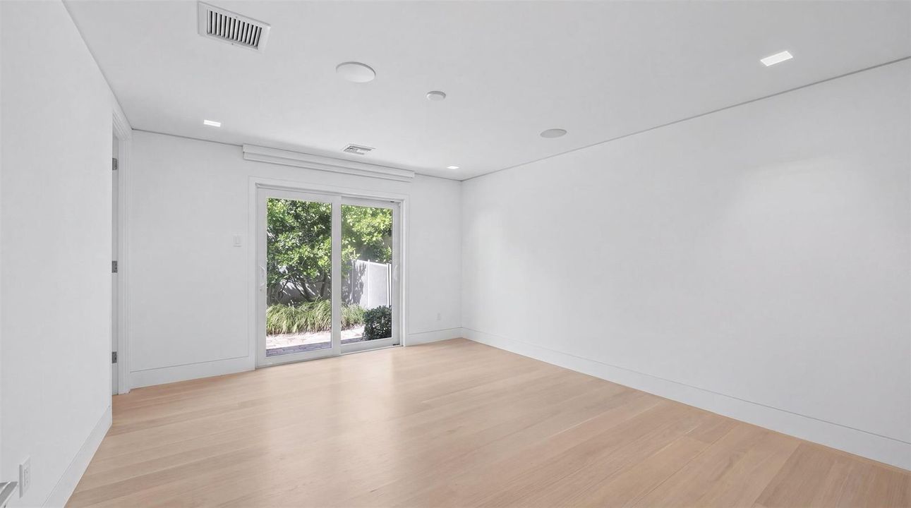 Gym/5th Bedroom