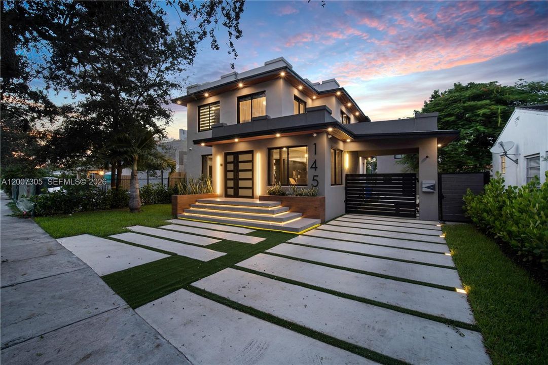 В аренду: $27,500 (5 спален, 5 ванн, 3193 Квадратных фут)