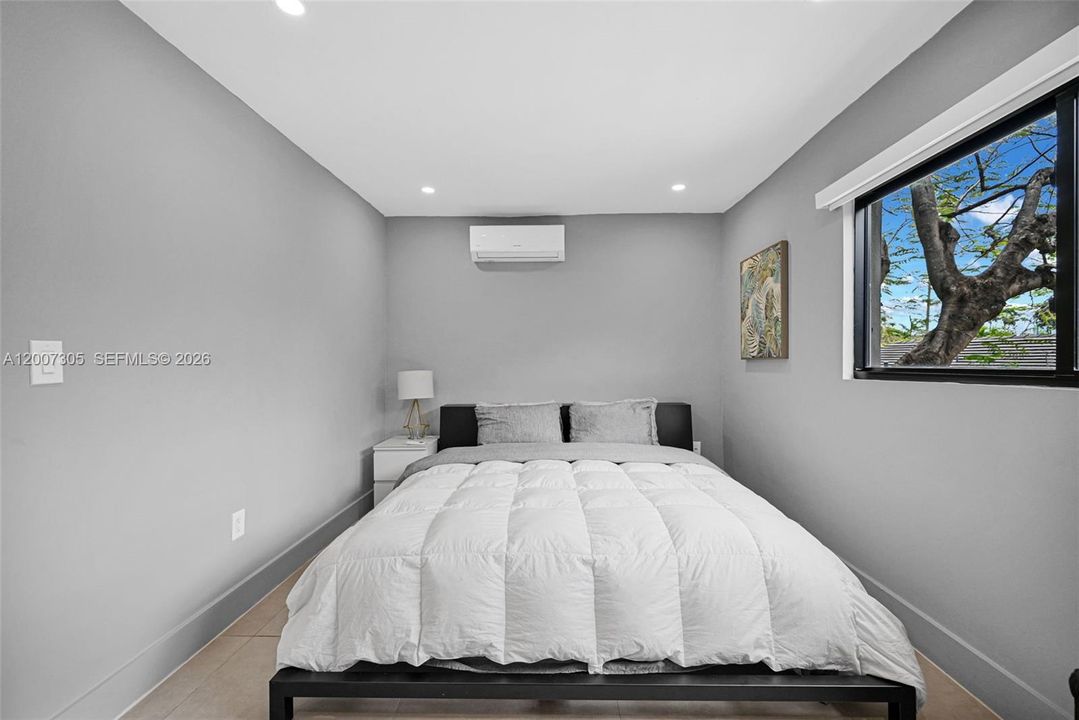 В аренду: $27,500 (5 спален, 5 ванн, 3193 Квадратных фут)
