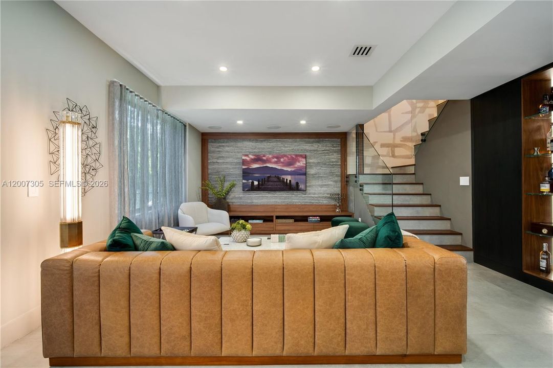 В аренду: $27,500 (5 спален, 5 ванн, 3193 Квадратных фут)