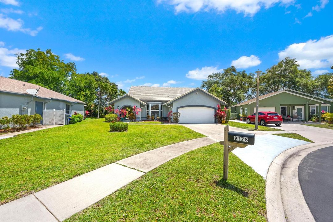 9178 BEVERLY CT