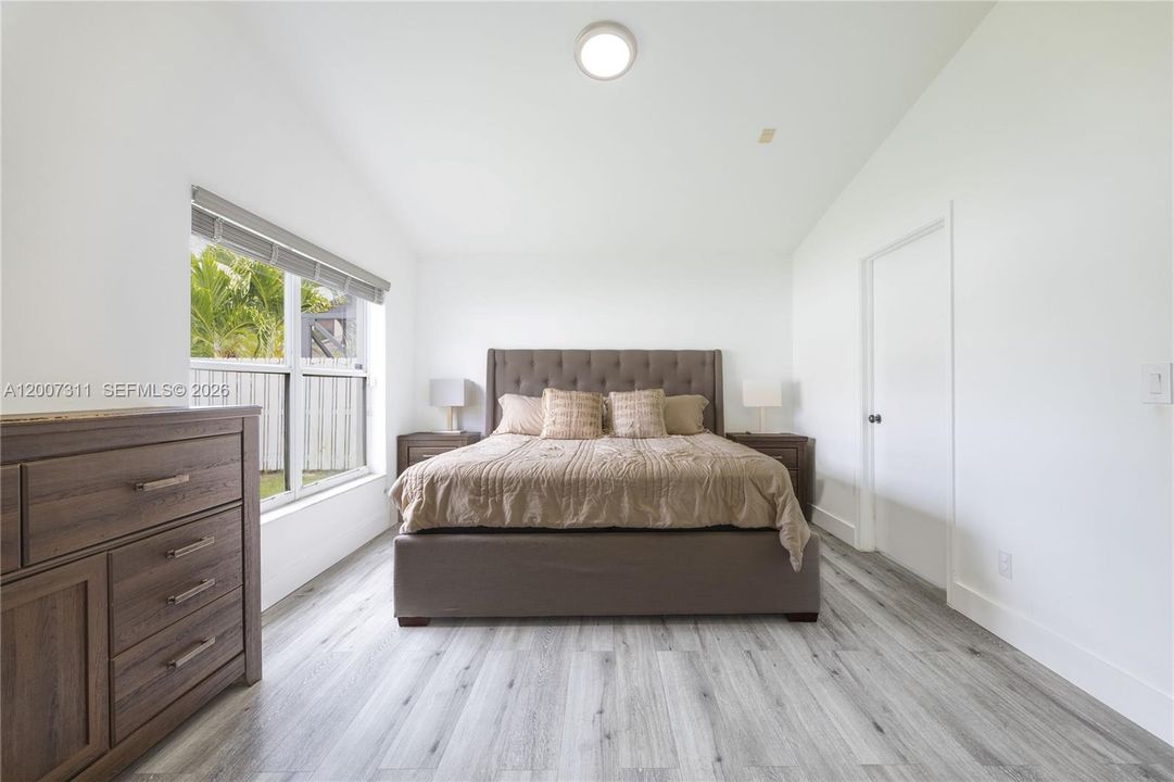 For Sale: $590,000 (3 beds, 2 baths, 1344 Square Feet)