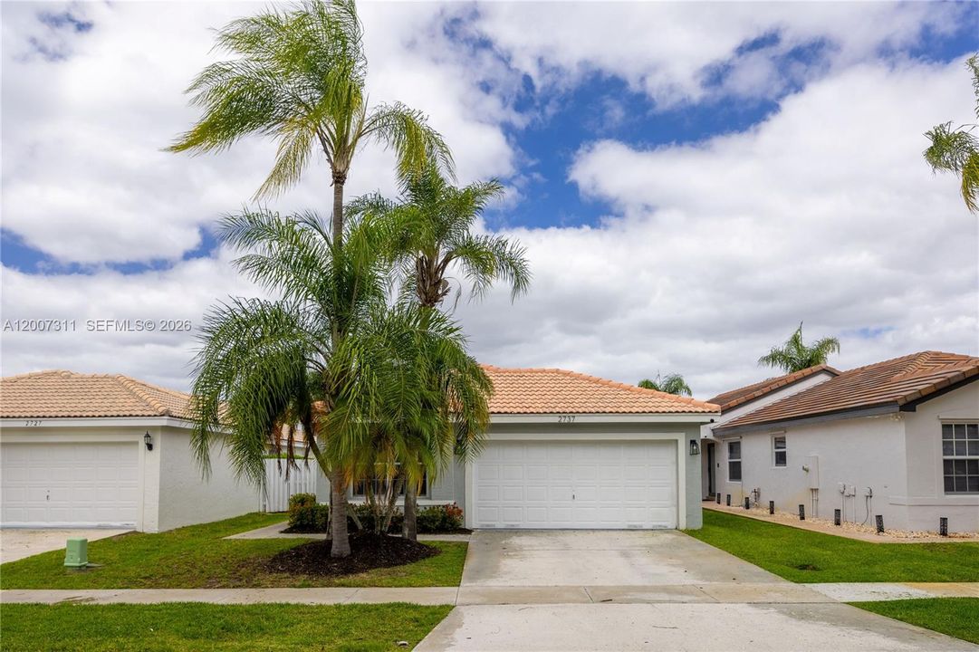 For Sale: $590,000 (3 beds, 2 baths, 1344 Square Feet)