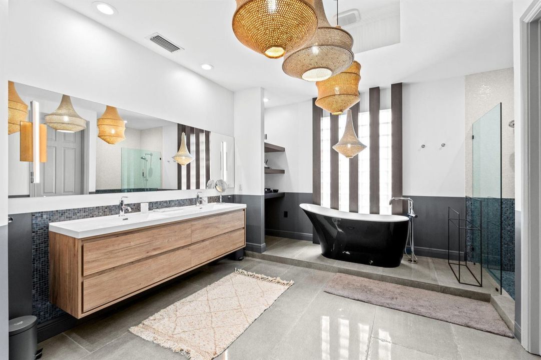 24-web-or-mls-A7407997