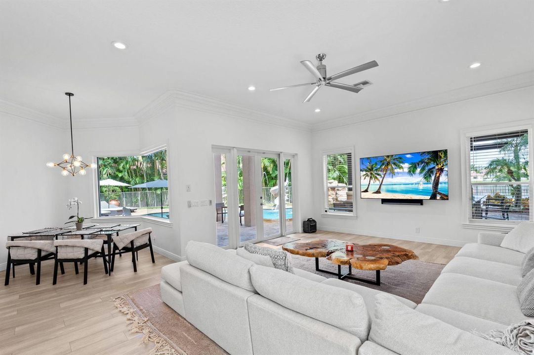 56-web-or-mls-A7408117