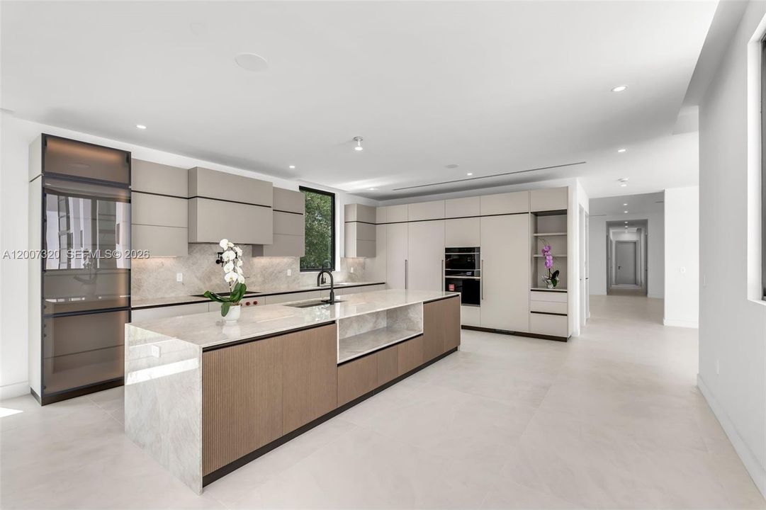 En Venta: $16,250,000 (8 camas, 10 baños, 11670 Pies cuadrados)