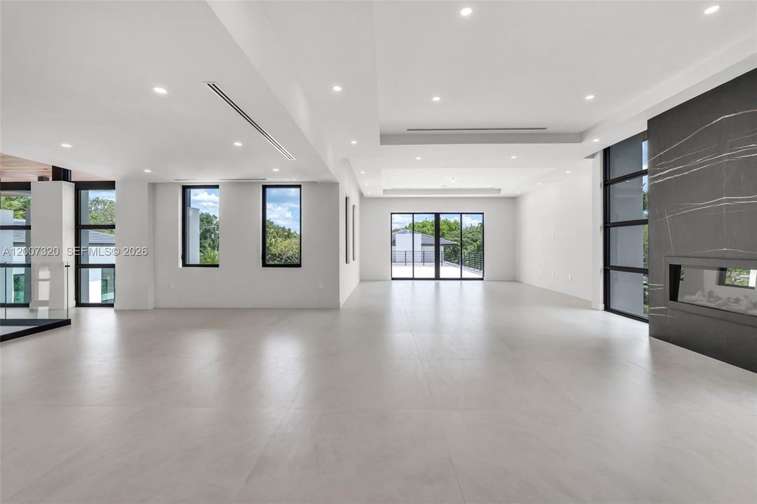 En Venta: $16,250,000 (8 camas, 10 baños, 11670 Pies cuadrados)