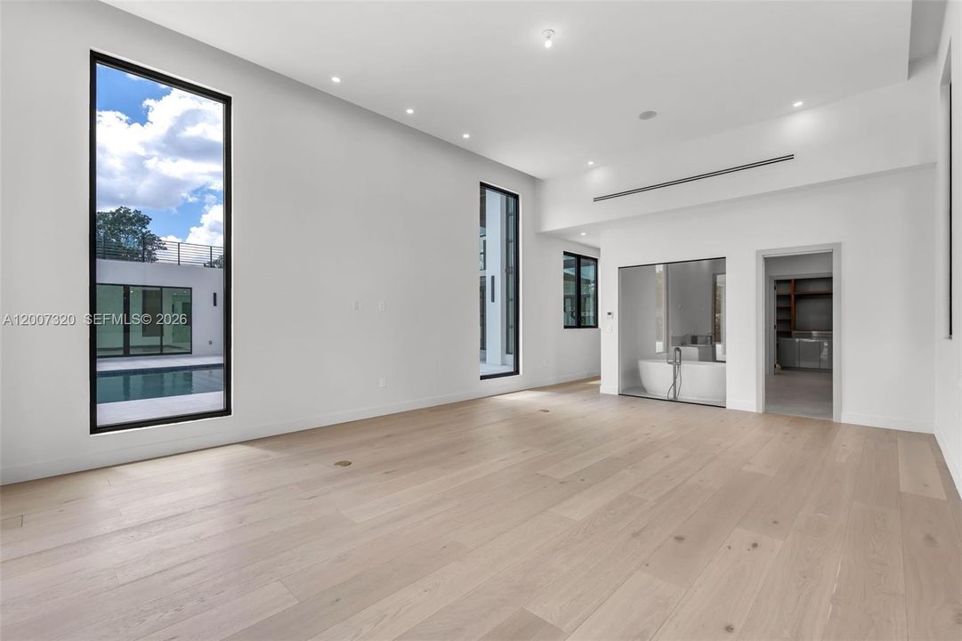 En Venta: $16,250,000 (8 camas, 10 baños, 11670 Pies cuadrados)