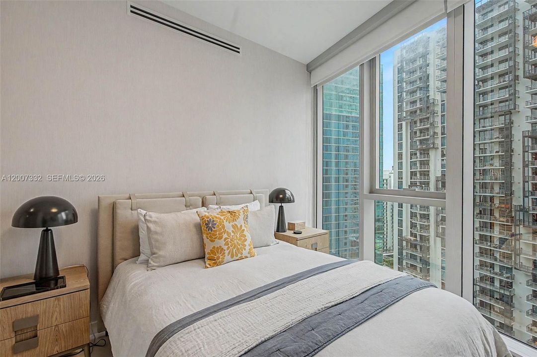 For Rent: $29,000 (3 beds, 4 baths, 3078 Square Feet)
