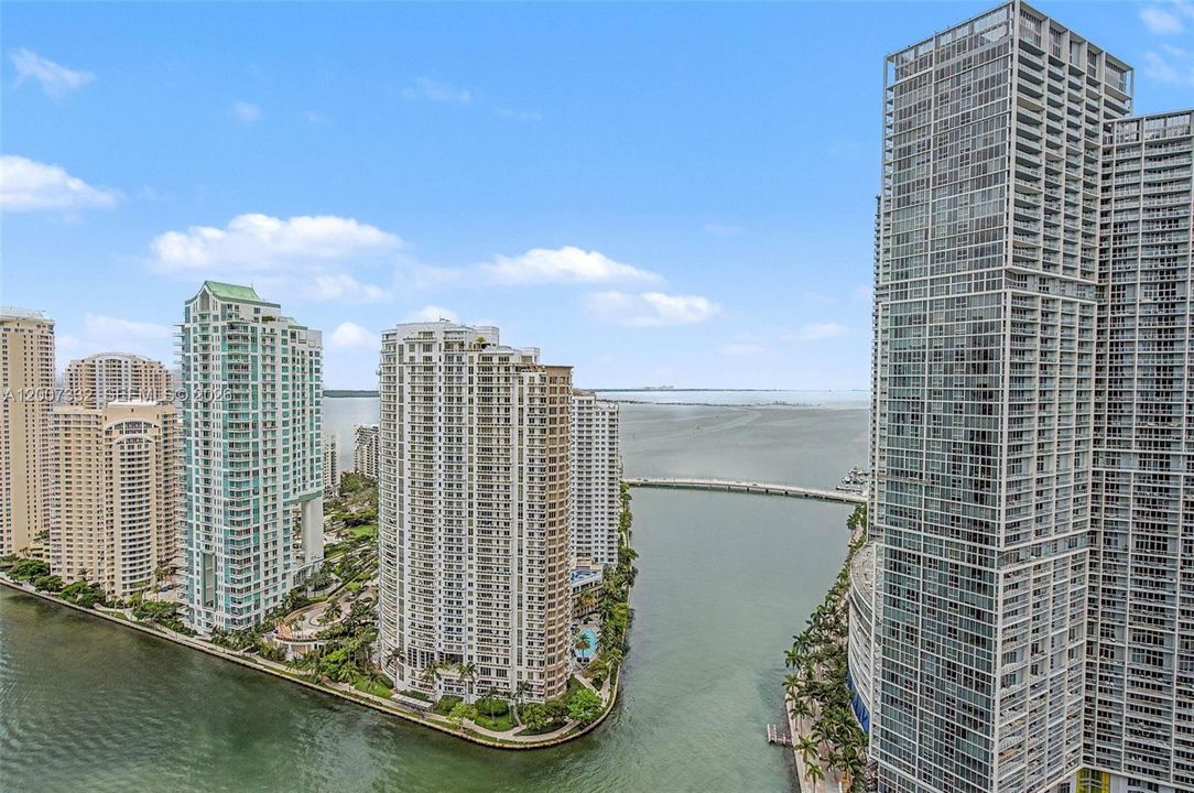 For Rent: $29,000 (3 beds, 4 baths, 3078 Square Feet)