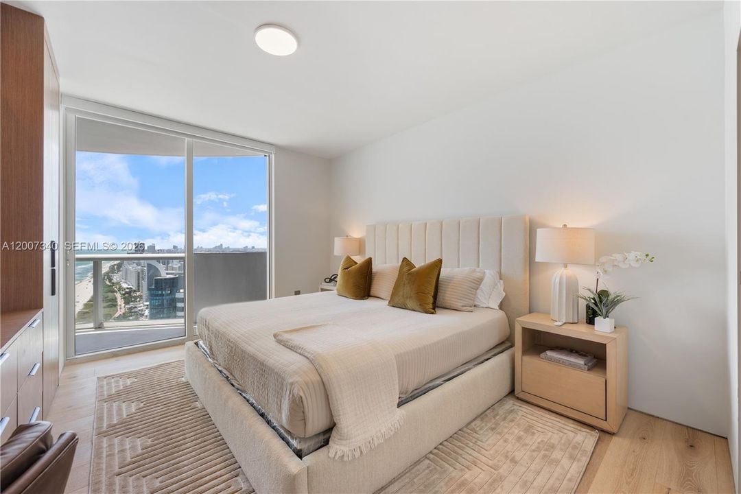 For Sale: $1,950,000 (2 beds, 2 baths, 1151 Square Feet)