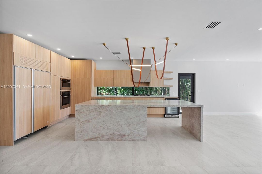For Sale: $6,295,000 (4 beds, 4 baths, 3206 Square Feet)