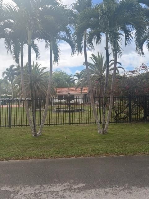 For Rent: $8,500 (3 beds, 3 baths, 2348 Square Feet)