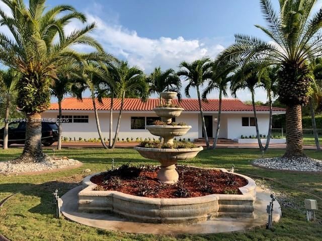 For Rent: $8,500 (3 beds, 3 baths, 2348 Square Feet)