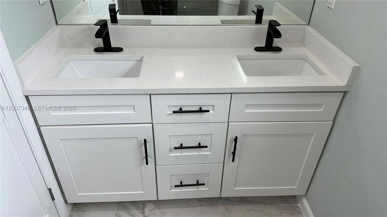 MAIN BATHROOM