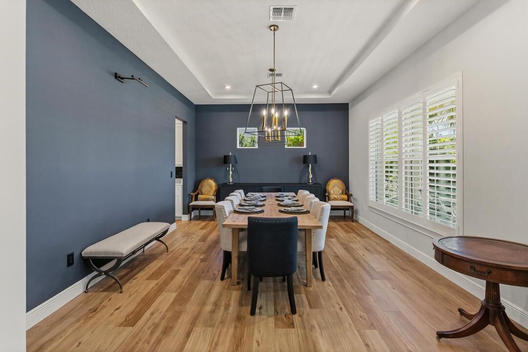 2465 NE Evinrude Circle-50