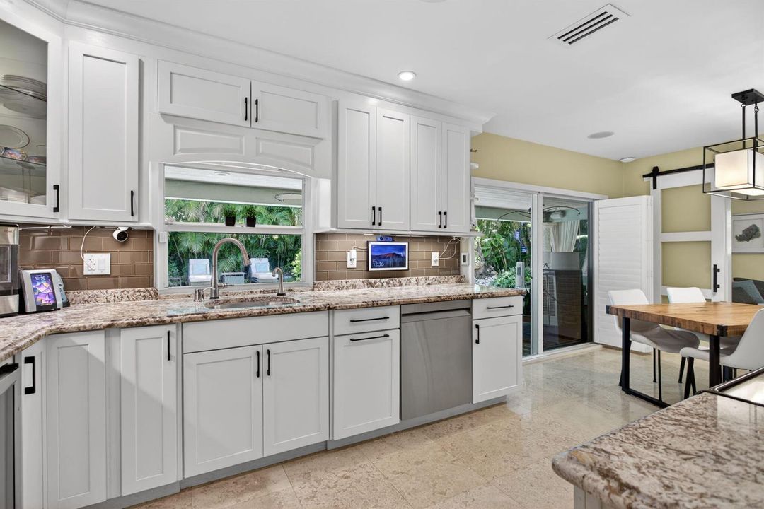 35-web-or-mls-2812-9659
